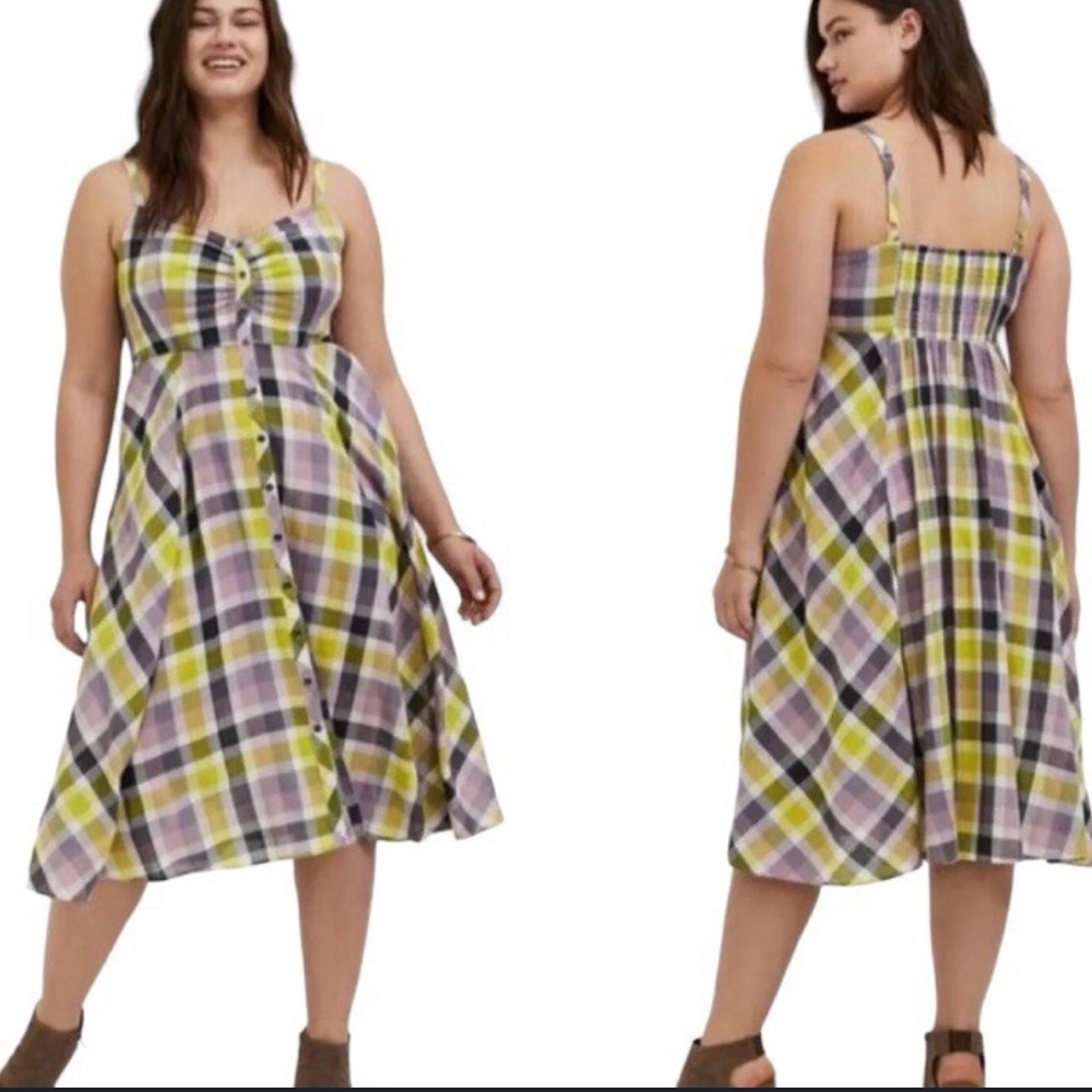 Torrid size 0 Multi Plaid flowy Challis Button Front Midi Dress with pockets
